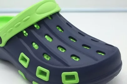 Wholesale Men's Athletic Breathable Clogs Sandals