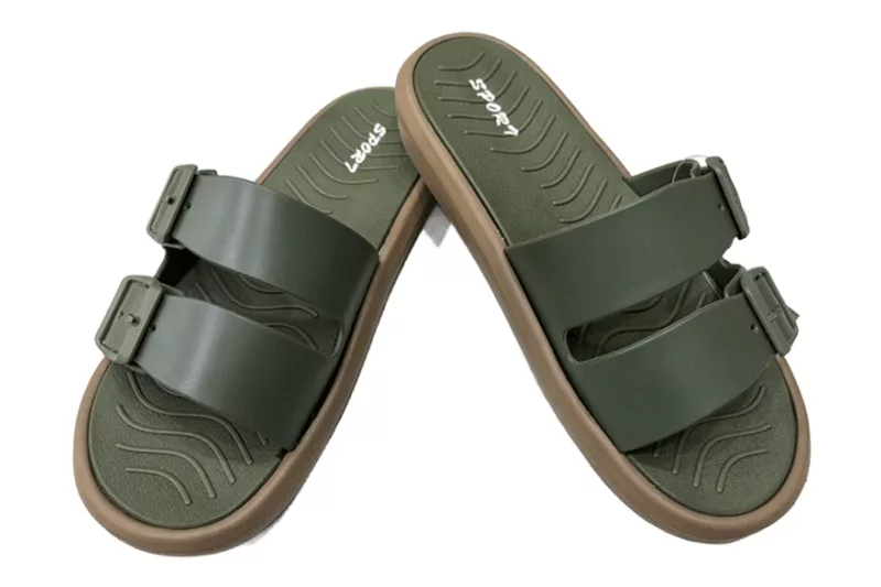 Double-breasted military green slippers