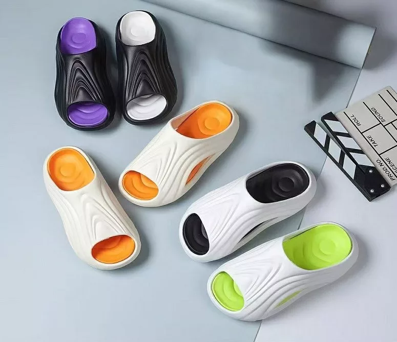 Fashionable outdoor slippers