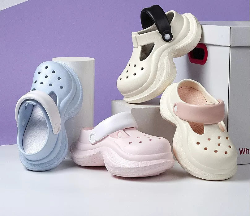 one-piece molded kids slippers wholesale