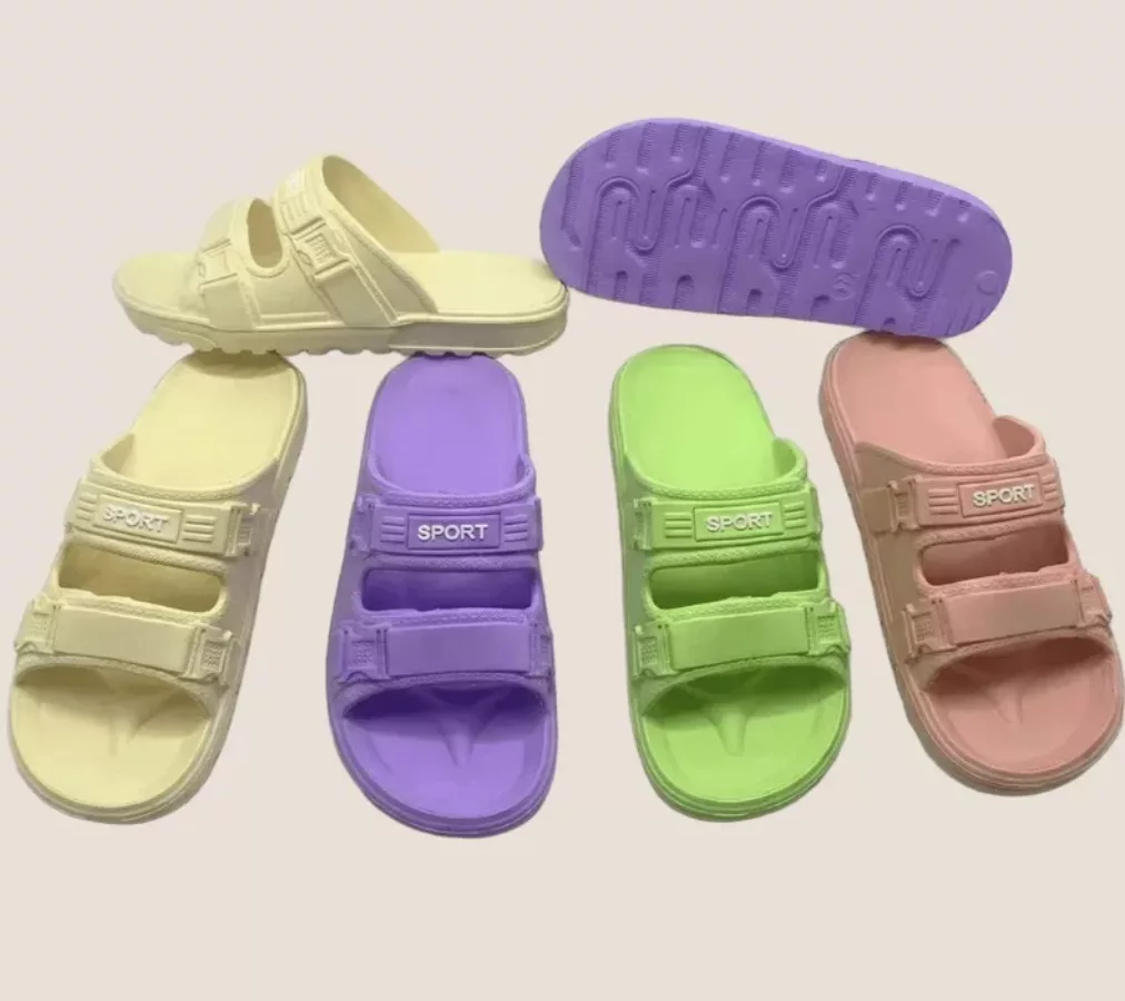 Why Are More Retailers Choosing One-Piece Injection-Molded EVA Slippers?