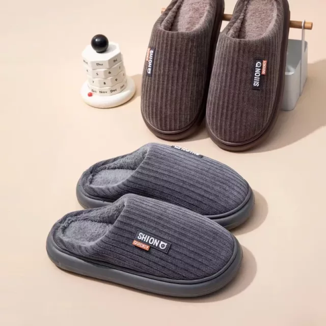 Wholesale Men's Large Size Winter Slippers