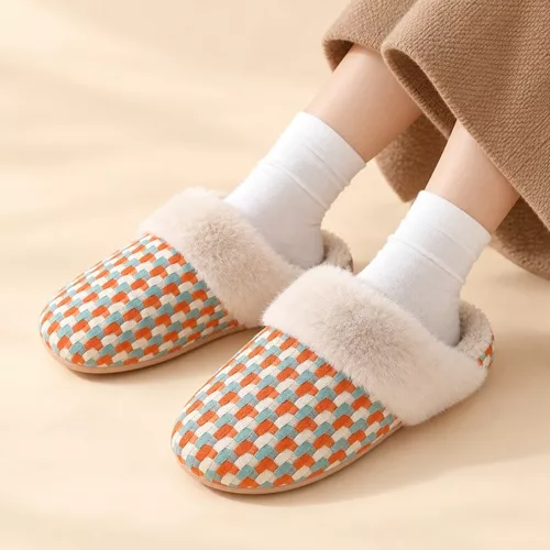 Color-Blocked Woven Check Plush Slippers